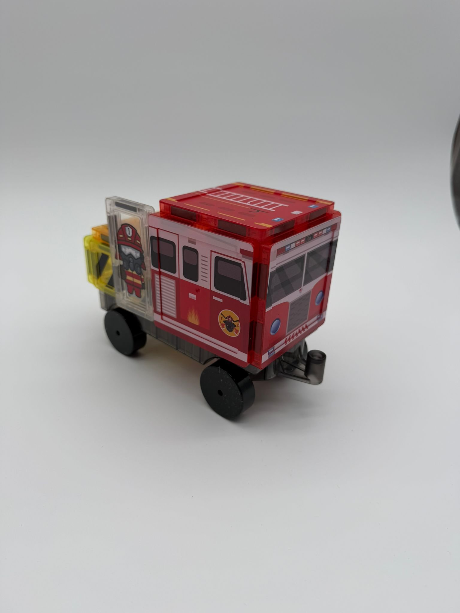 speelplay magnetic tiles firefighter set 108 pcs 4 speelplay magnetic tiles firefighter set 108 pcs 4